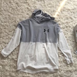 nwot under armor sweatshirt